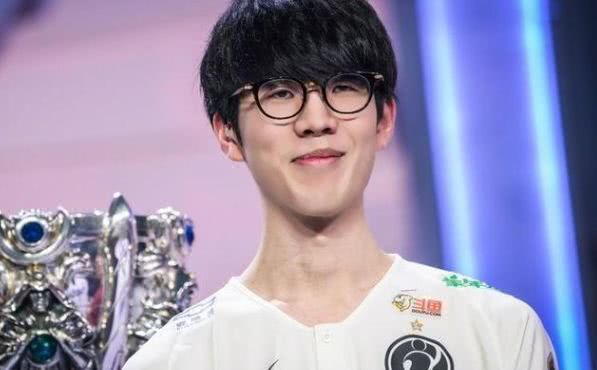 轩亲承逐渐 轩亲承逐渐